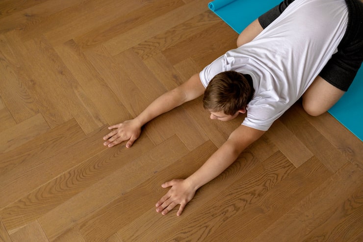 Подбор клея для паркетной доски: рекомендации и виды