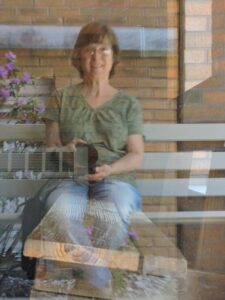 Как делать витражи на стекле в домашних условиях
